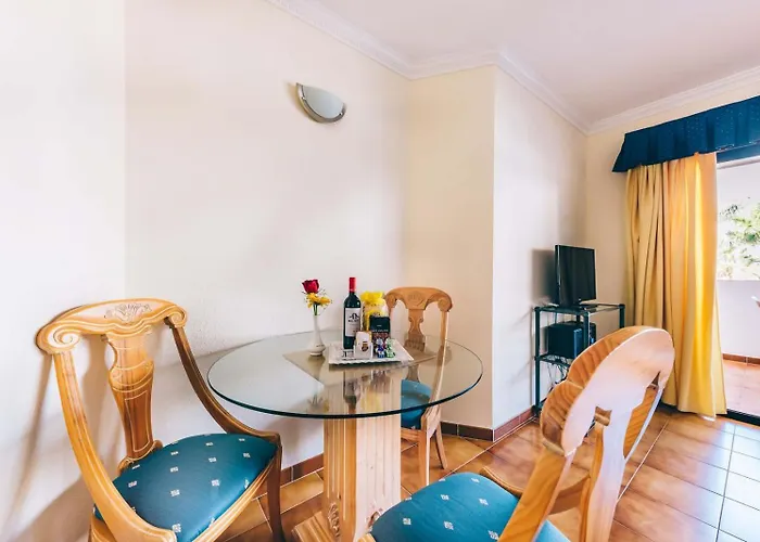 Aparthotel Muthu Royal Park Albatros 3*